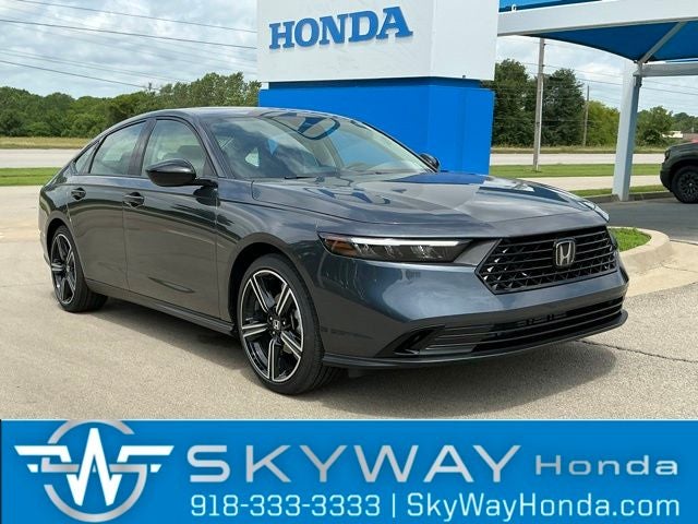 2026 Honda Accord SE in Meteorite Gray Metallic — front three-quarter view